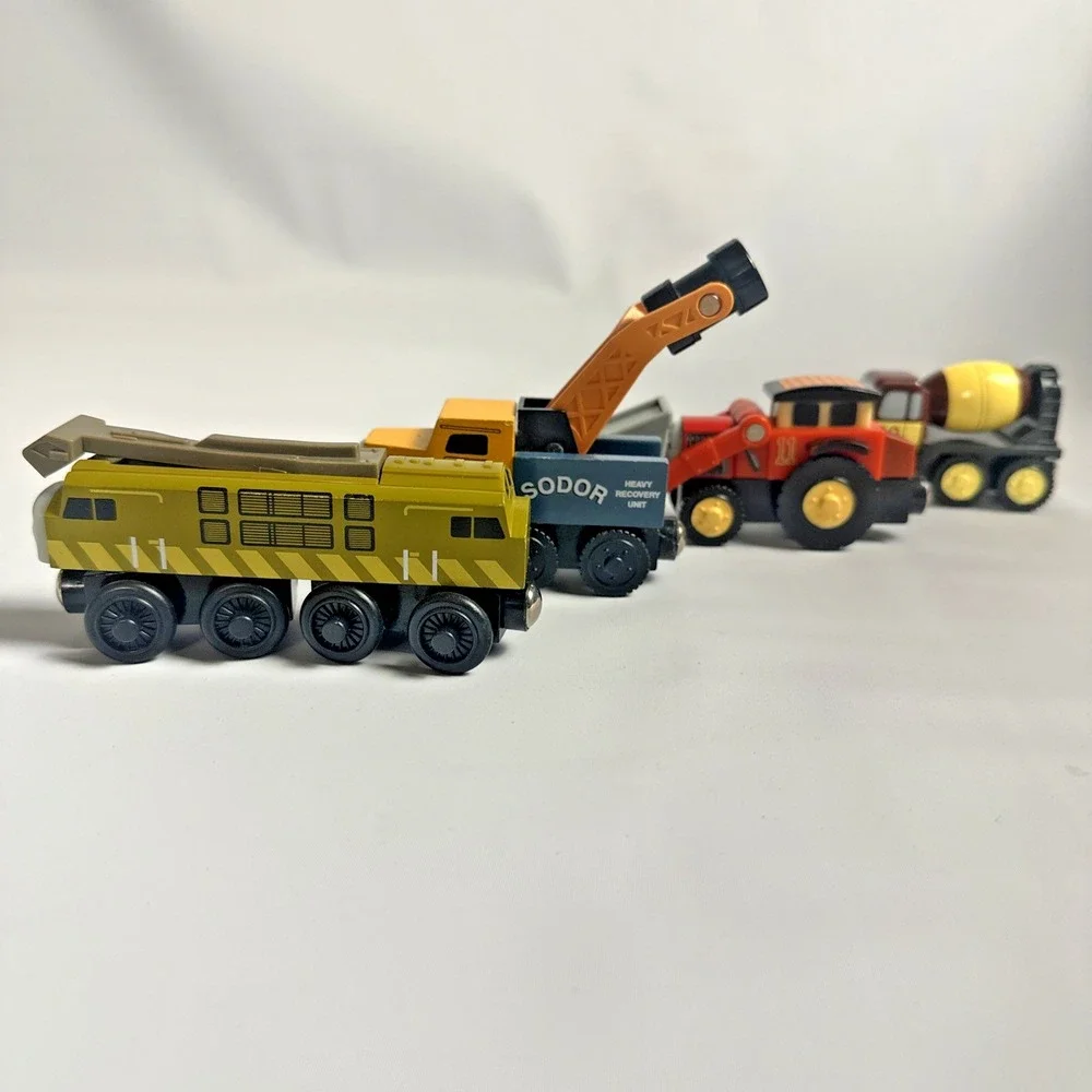 Thomas Wooden Railway Train MAGIC RAILROAD LOT  PATRICK BUTCH JACK DIESEL 10 EUC